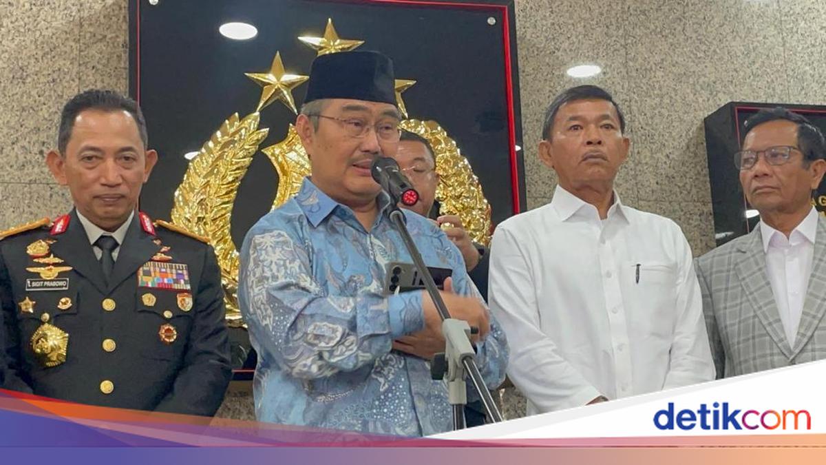 Jimly: Kapolri Jadi Jembatan Komisi Reformasi dengan Tim Transformasi Polri