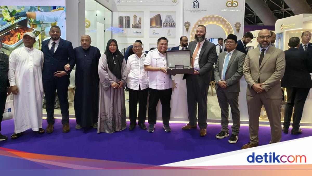 Ketum AMPHURI Hadiri Konferensi dan Pameran Haji di Arab Saudi