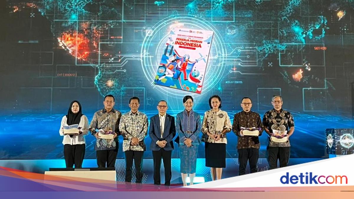 KP2MI Gandeng BI &amp; OJK Hadirkan Buku Saku Edukasi Keuangan bagi PMI
