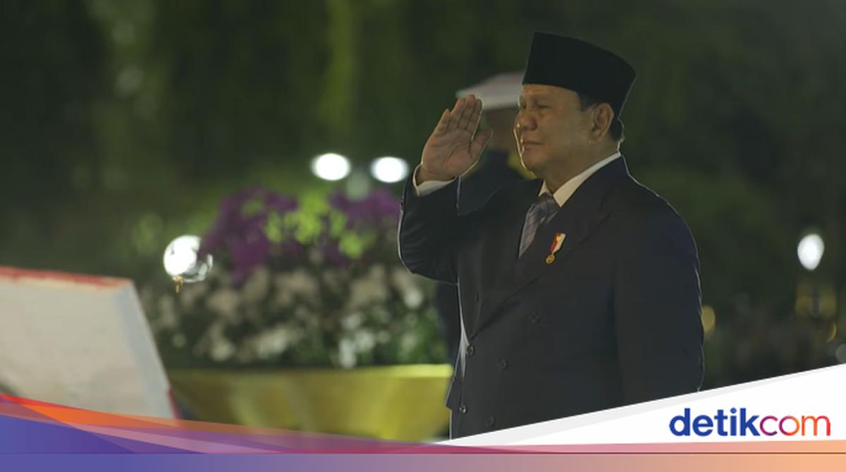 Prabowo Pimpin Upacara Ziarah dan Renungan Hari Pahlawan di TMP Kalibata