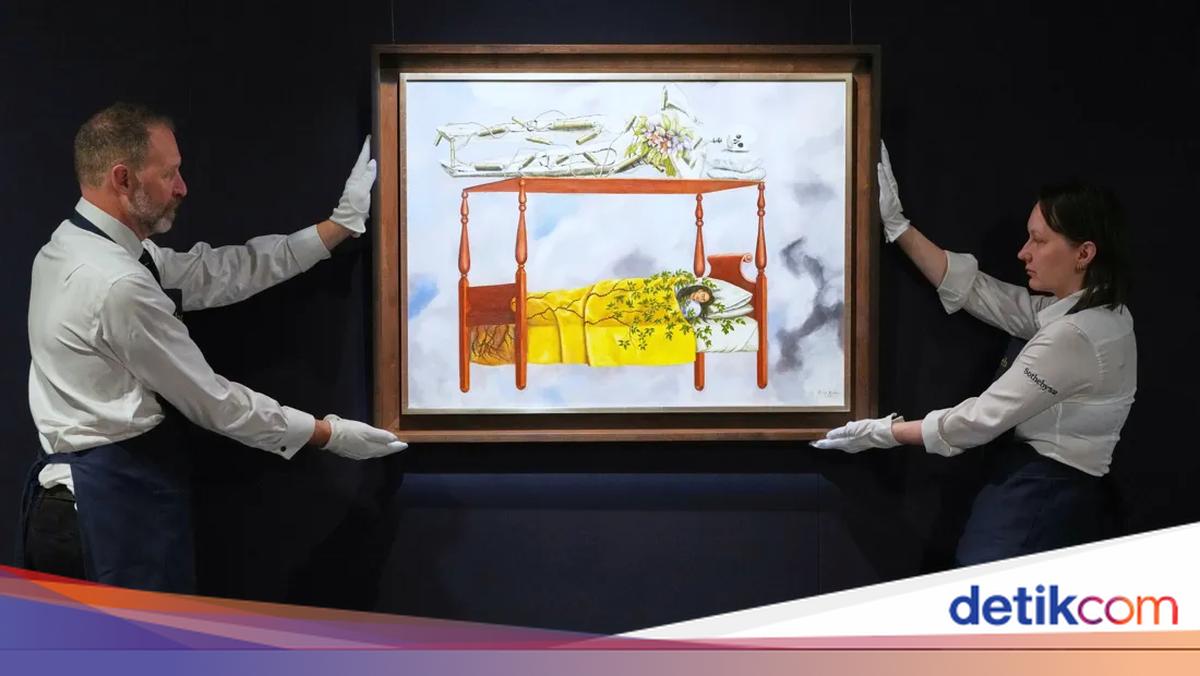 Lukisan "The Dream" karya Frida Kahlo akan dilelang dengan harga diprediksi hingga Rp 1 triliun. Karya ini jadi lukisan termahal Kahlo yang pernah dilelang.

via @detik_pop