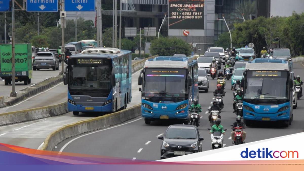 Stafsus Gubernur Sebut Kenaikan Tarif TransJakarta Ditunda, Ini Alasannya