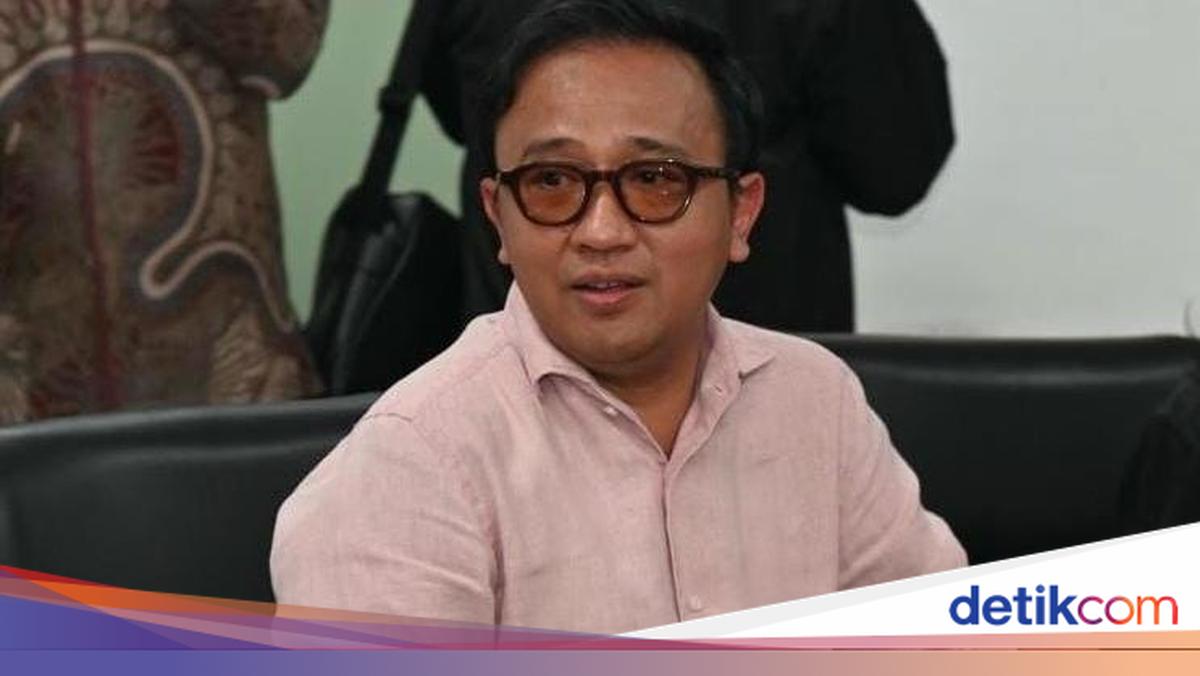 Marak Anak Usia Dini Main Medsos, F-Gerindra Usul RUU Perlindungan Siber