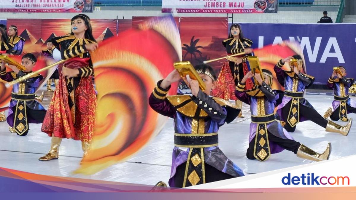 International Jember Marching Carnival 2025 Semarakkan Kota Karnaval