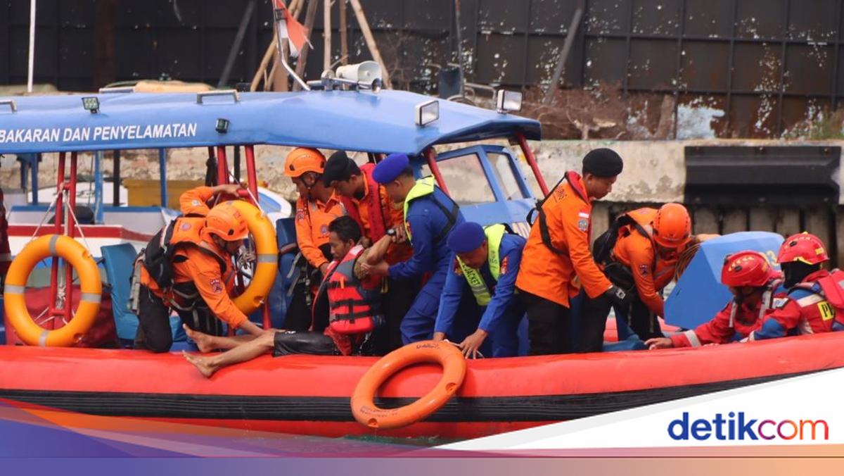 Polres Kepulauan Seribu Gelar Simulasi Tanggap Bencana di Laut