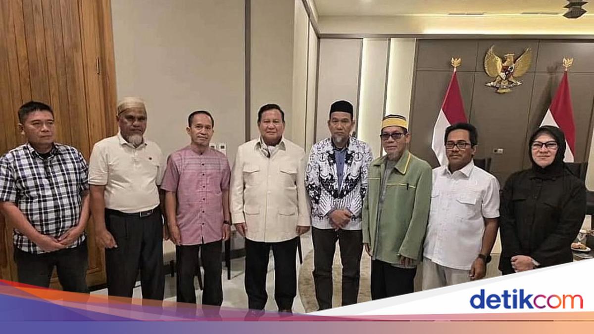 Momen Prabowo Teken Hak Rehabilitasi Pulihkan 2 Guru Luwu Utara