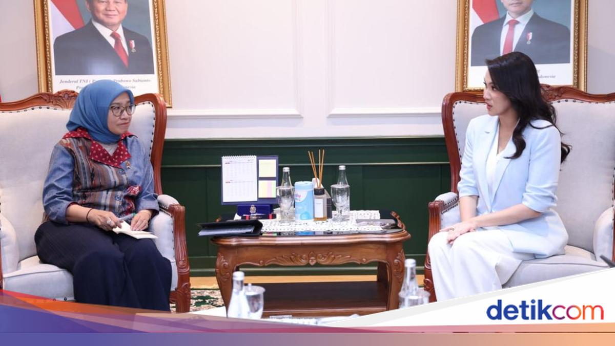 MenPAN-RB Bahas Percepatan Pemerintahan Digital untuk ASN di Maluku Utara