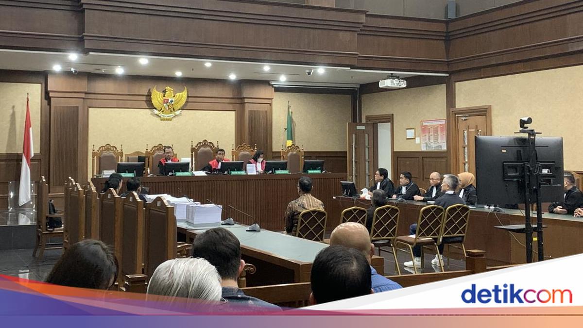 Mertua Hakim Meninggal, Sidang Tuntutan Kasus Korupsi Rp 958 M Ditunda