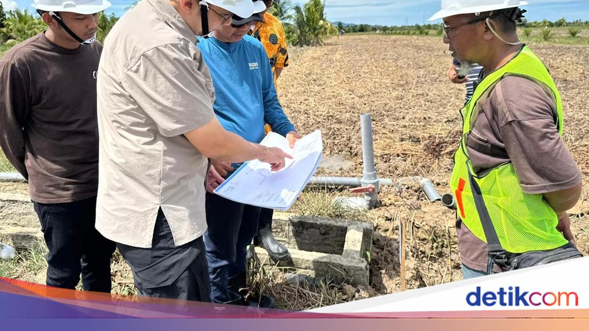 Kemenko Infrastruktur dan Pembangunan Kewilayahan Pantau Irigasi di Kalbar