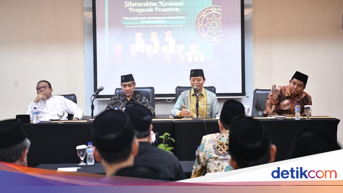HNW Sambut Baik Penganugerahan Gelar Pahlawan Nasional untuk 3 Ulama