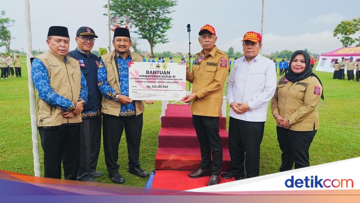 Kemensos Bentuk Kampung Siaga Bencana di Desa Blendung, Ini Pesannya