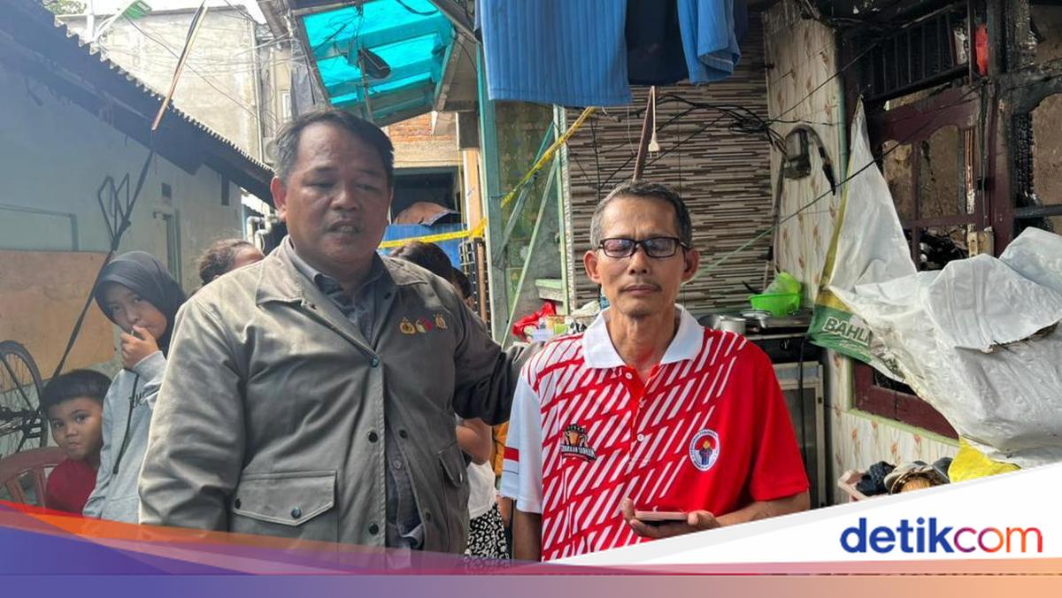 Cerita Warga Pakai Air Kali Ciliwung Bantu Padamkan Kebakaran di Palmerah