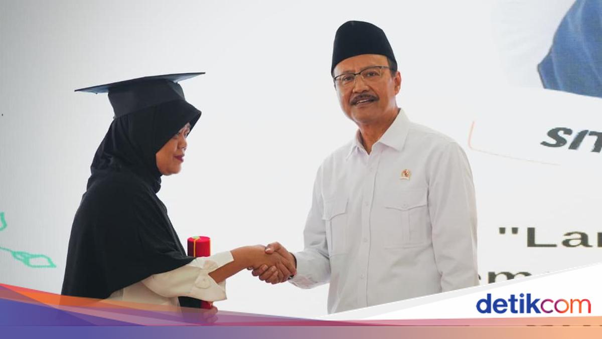 Mensos Gus Ipul Hadiri Graduasi di Pemalang, Sambut Baik Masukan dari KPM