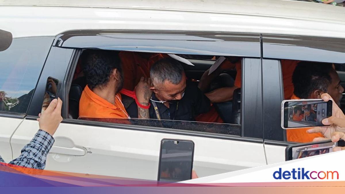 Momen Reka Ulang Kacab Bank Diculik, Ada Adegan Pelat Mobil Dilakban