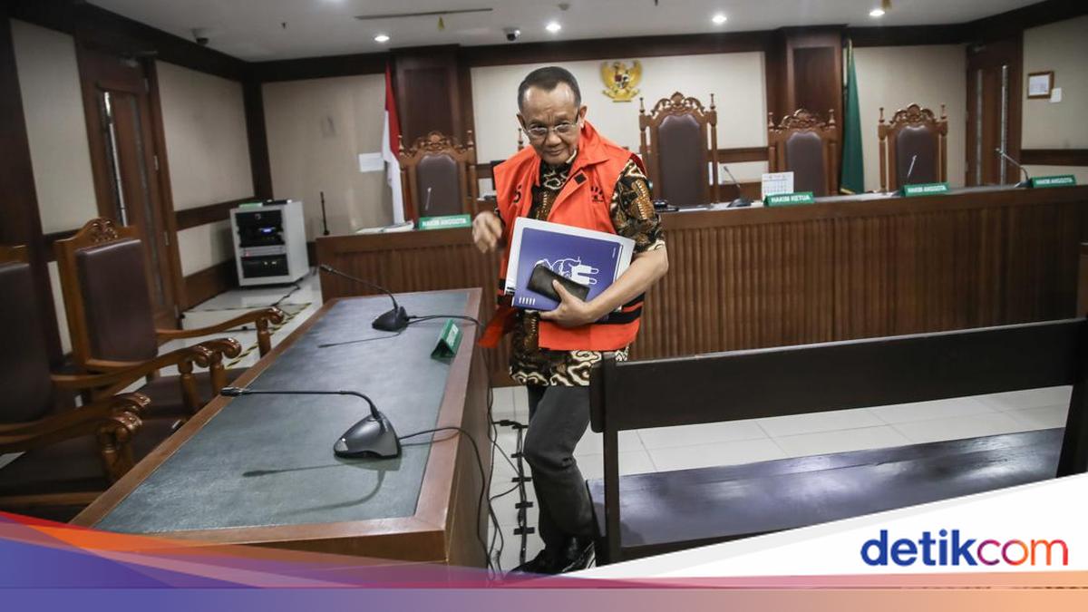 Kubu Nurhadi Persoalkan Keterangan Saksi di Sidang TPPU