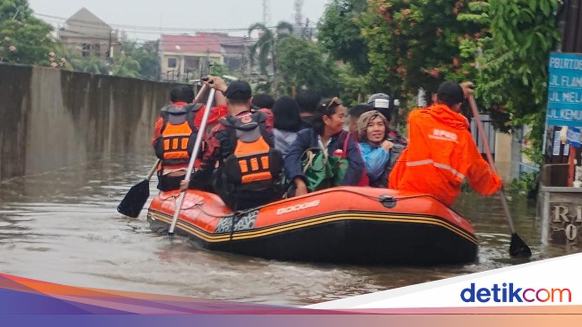 Longsor dan Banjir Landa Tangsel Usai Hujan Deras