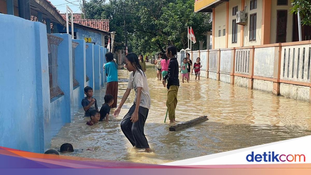 Wabup Jigus Cari Solusi Atasi Banjir di Waled Cirebon