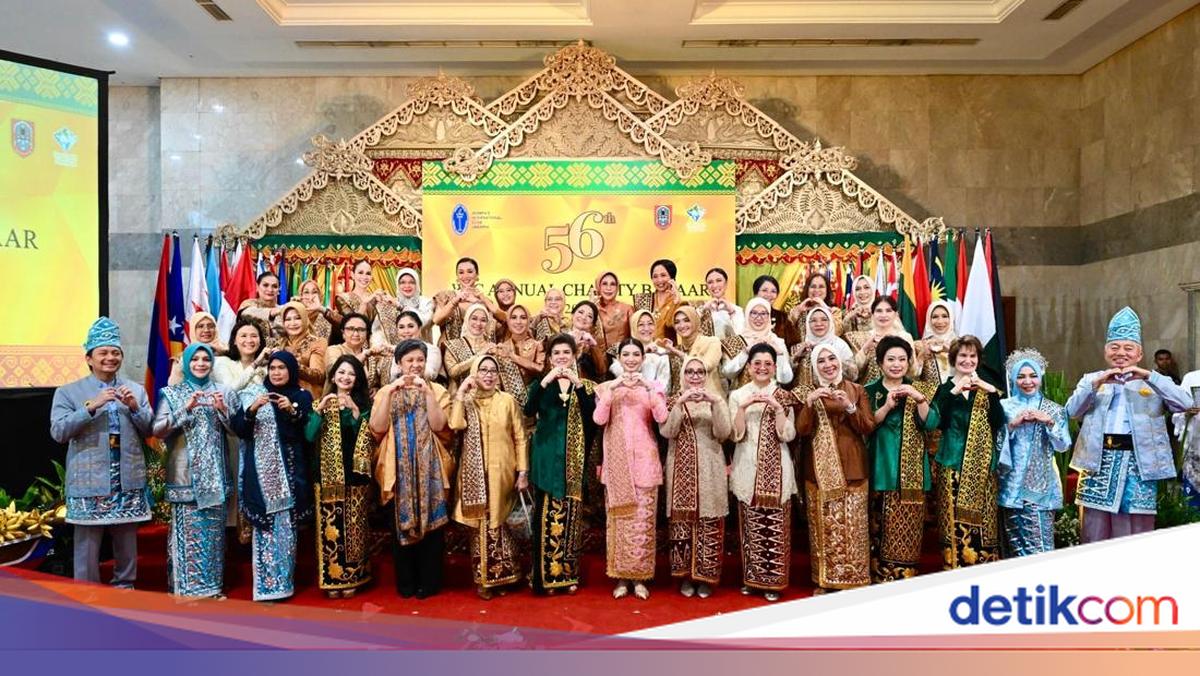 Ketum TP PKK Puji Bazar Amal WIC Libatkan UMKM: Saling Menguntungkan