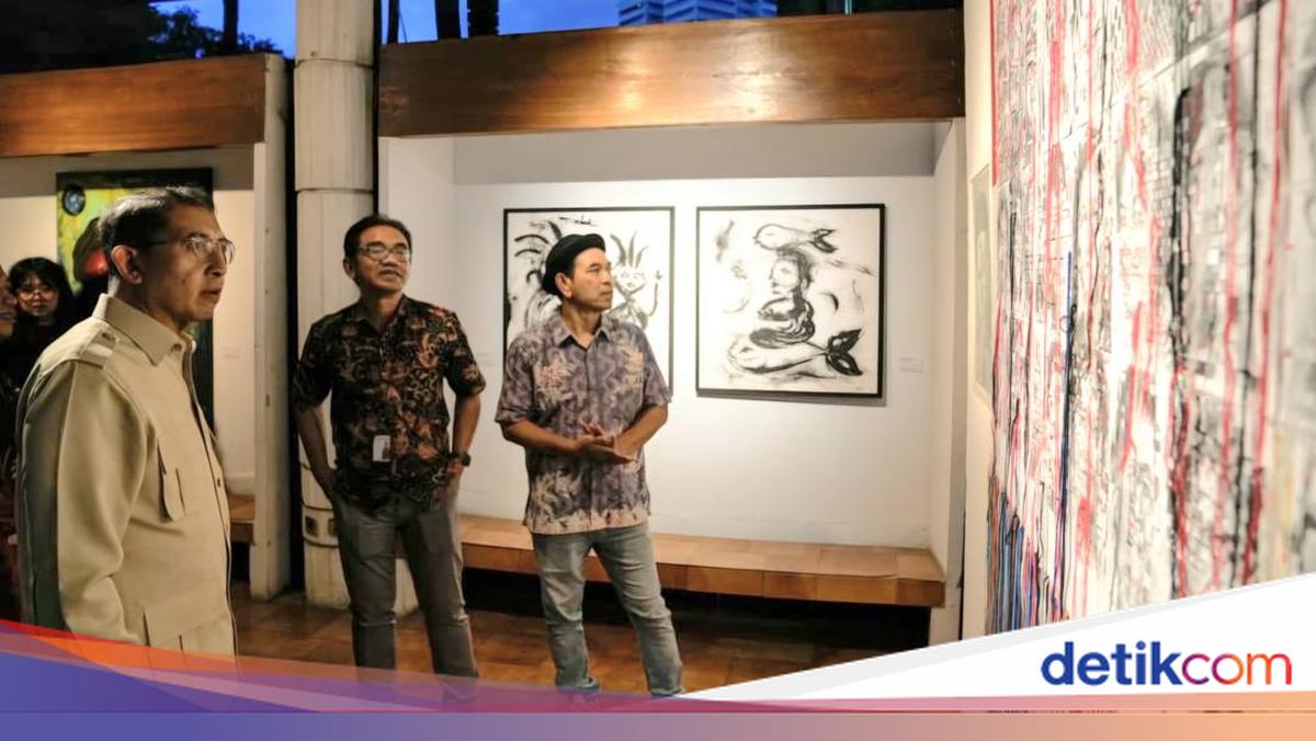 Fadli Zon Buka Pameran 'Satu Tanah, Seribu Ketangguhan' di Bentara Budaya
