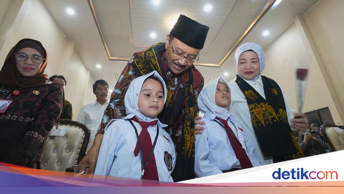 Kunjungi Sekolah Rakyat Malang, Gus Ipul Beri Motivasi ke Siswa-Orang Tua