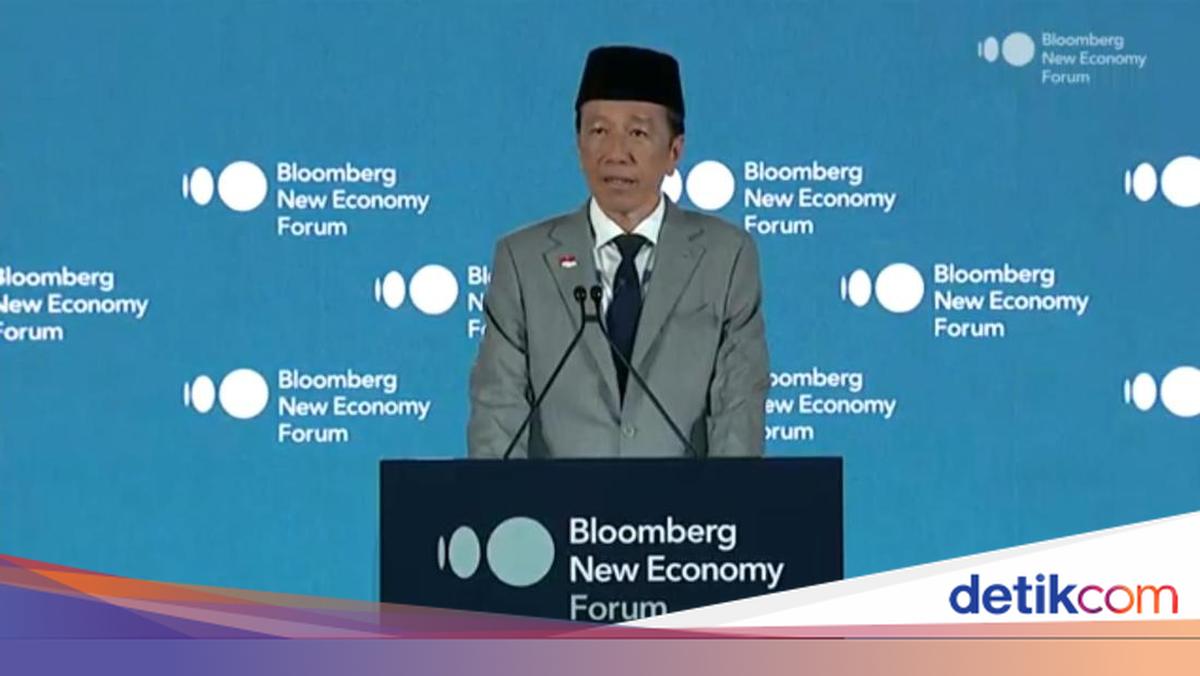 Jokowi Banggakan QRIS di Bloomberg New Economy Forum