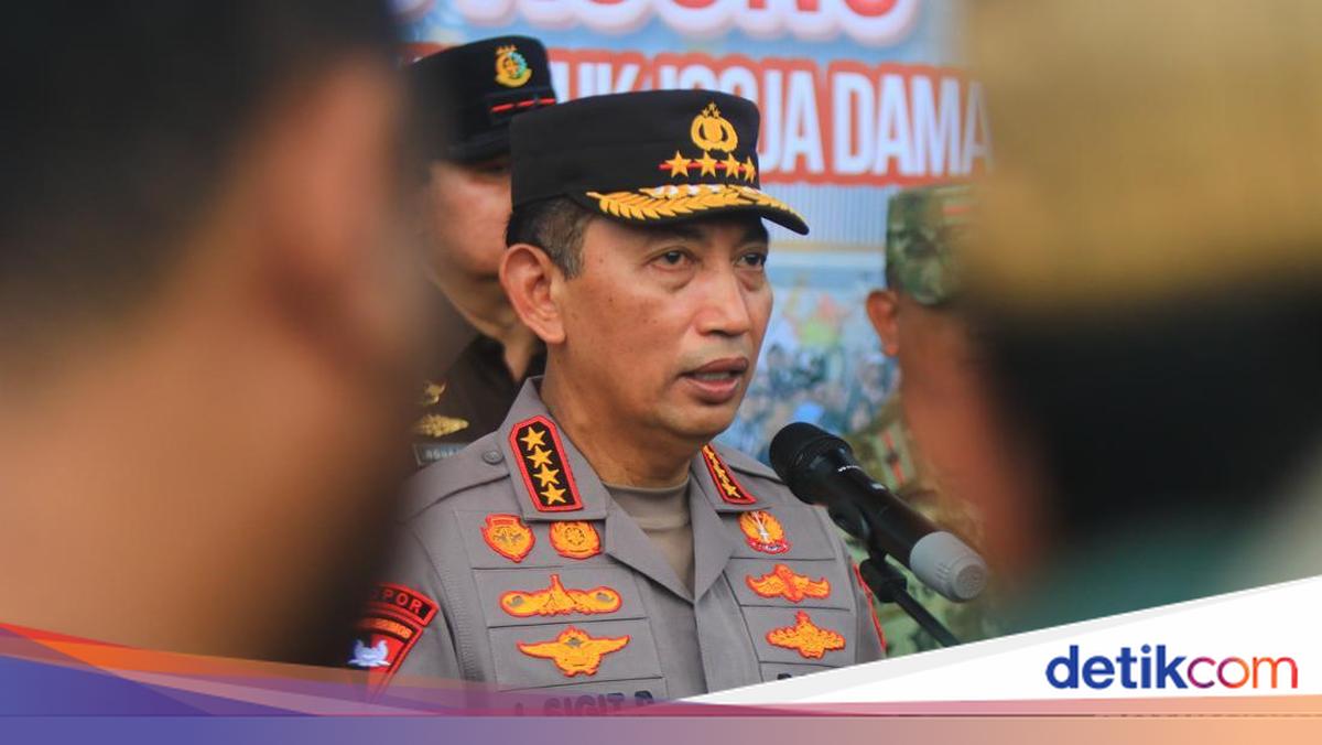 Kapolri Perkuat Pengawasan, Warga Bisa Laporkan Anggota Bermasalah Via Barcode Propam