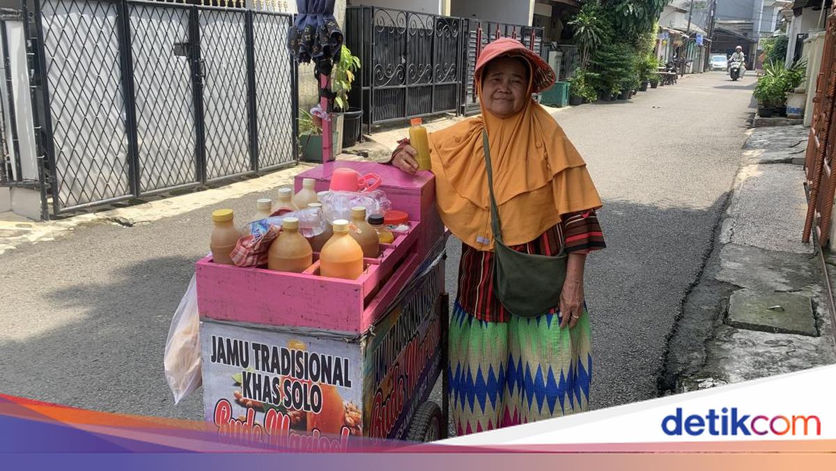 Cerita Sumiati Bisa Berangkat Umrah Berkat Jualan Jamu Gendong 30 Tahun