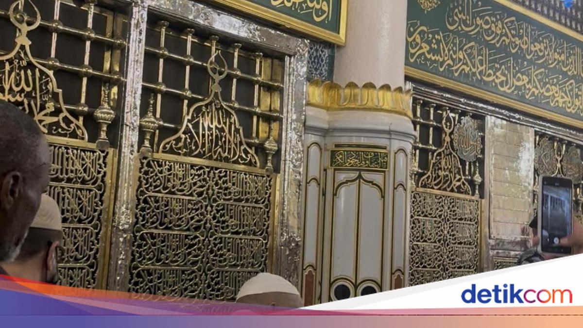 Melihat Lebih Dekat Makam Nabi Muhammad SAW di Masjid Nabawi
