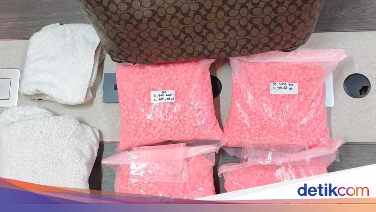 Kronologi Kurir Celaka di Tol Lampung hingga Buang Tas Isi Ribuan Ekstasi