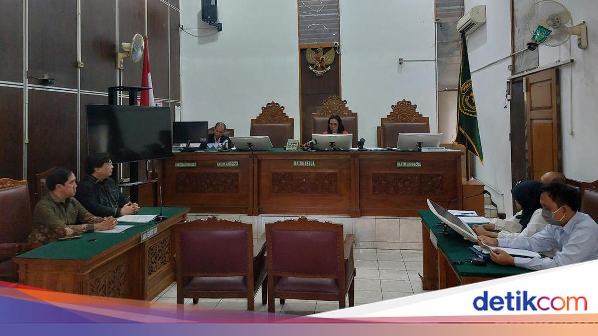Paulus Tannos Ngaku Kewarganegaraan Ganda, Minta Status Tersangka Dibatalkan