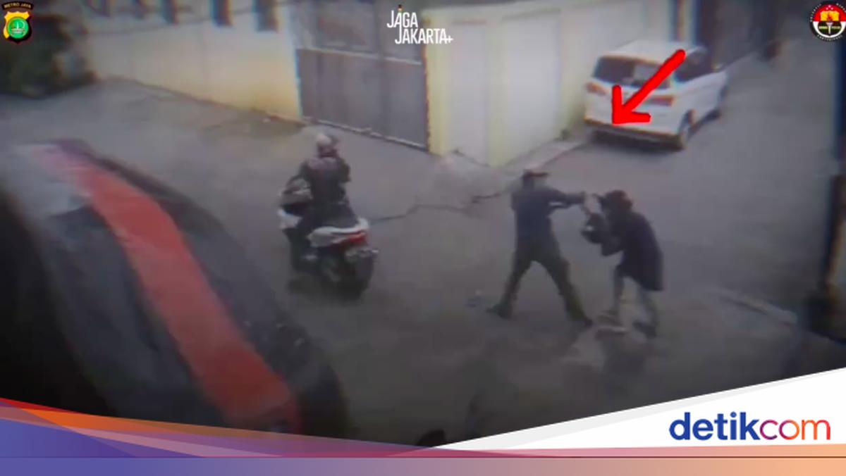 Viral Ibu-ibu Dijambret di Jakut hingga Terseret Motor Pelaku