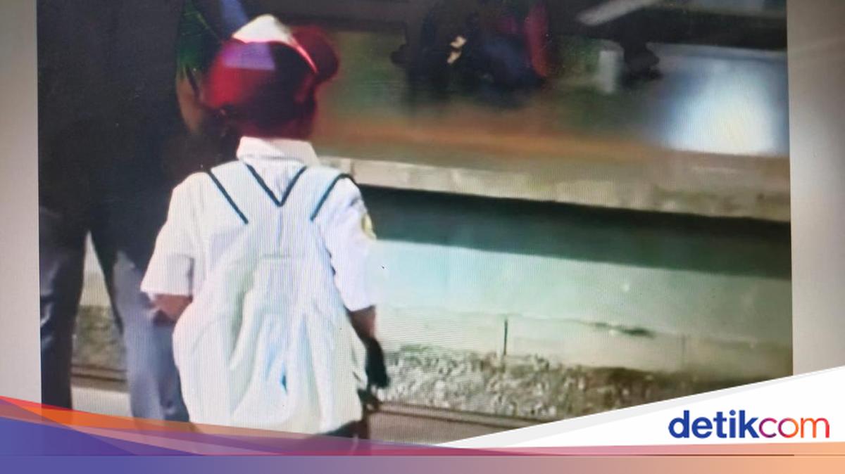 Cerita Terkini Bocah SD Viral Naik KRL, Sekarang Nginap di Rumah Bestie