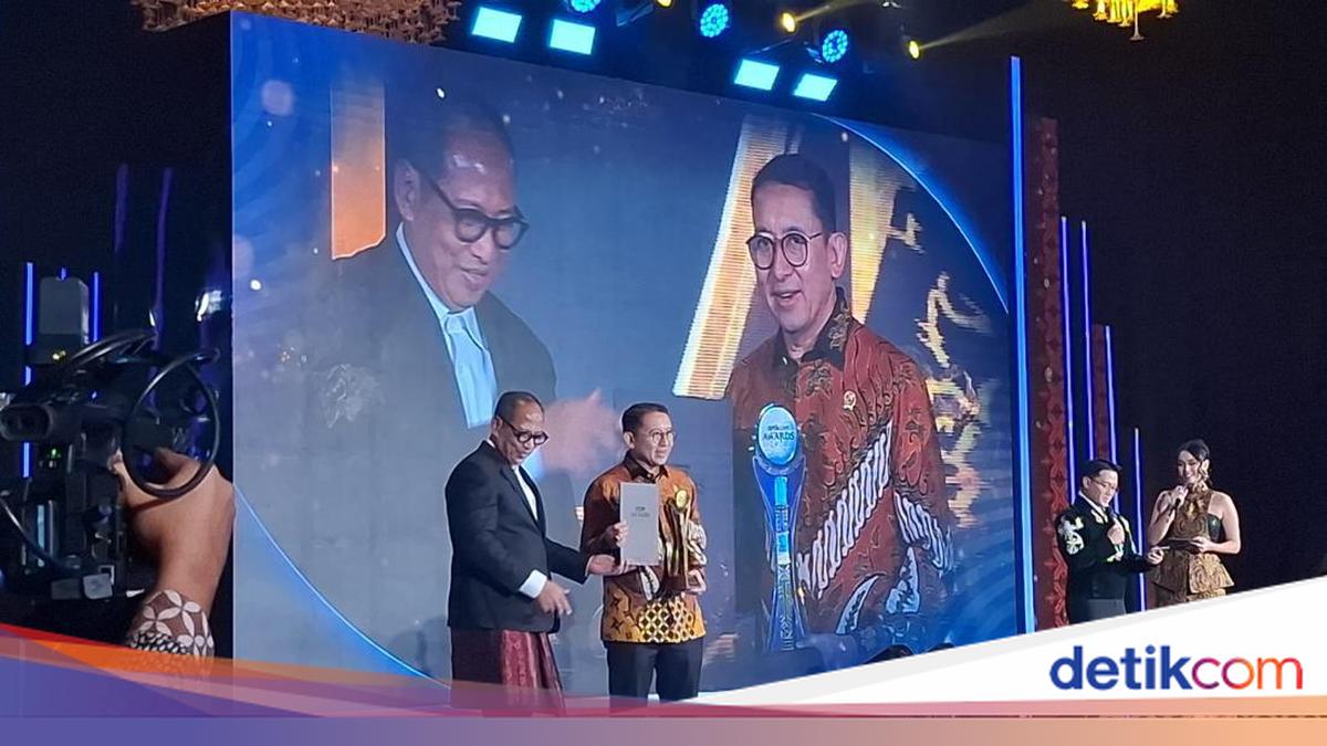 Fadli Zon Raih 'Tokoh Penggerak Ekosistem Pelindungan Kebudayaan' detikcom Awards 2025