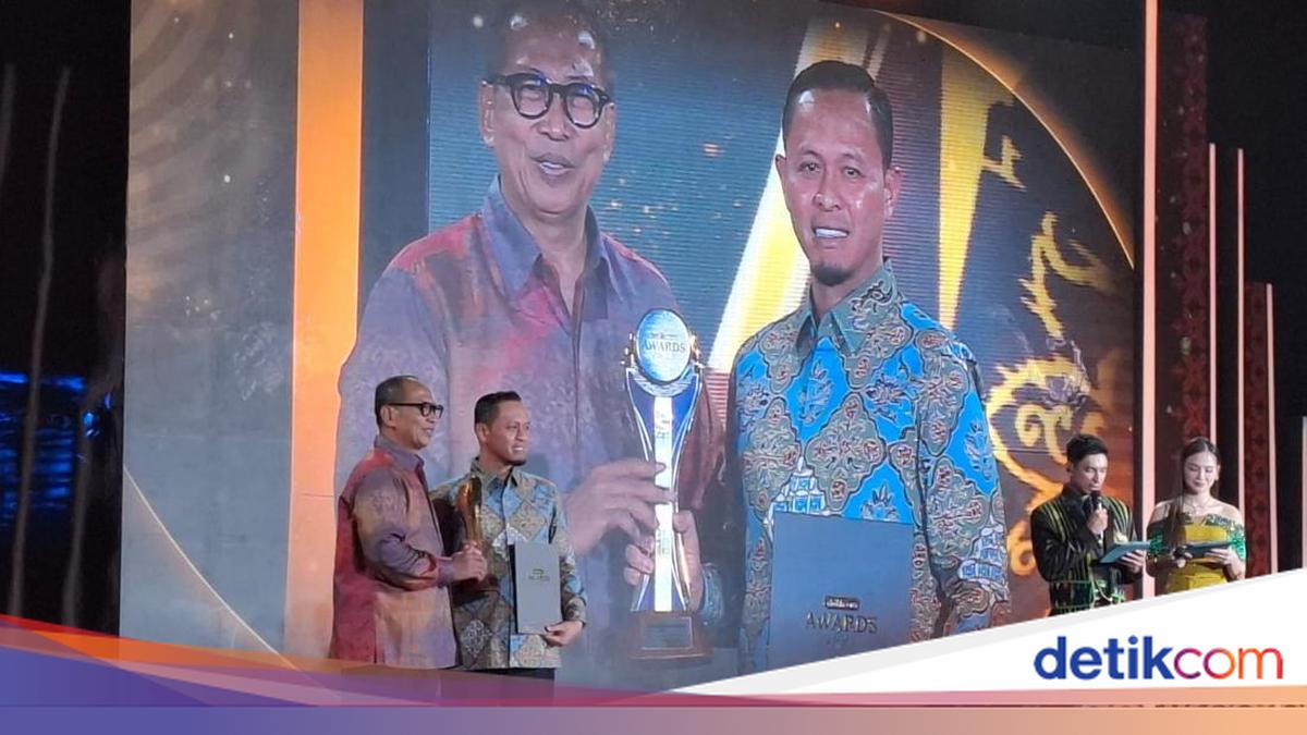 Agung Nugroho Raih detikcom Awards 2025 'Tokoh Akselerator Tata Kelola Kota Berbasis Lingkungan'