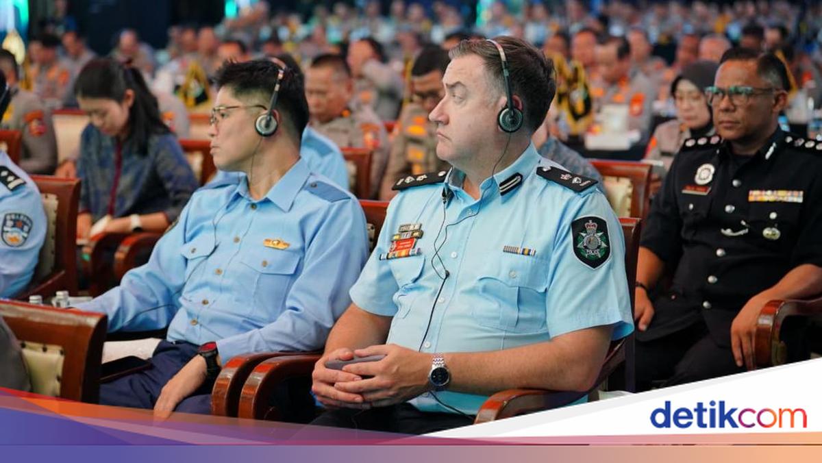 7 Atpol Negara Sahabat Hadiri Apel Kasatwil Polri 2025, Komitmen Wujudkan Keamanan Global