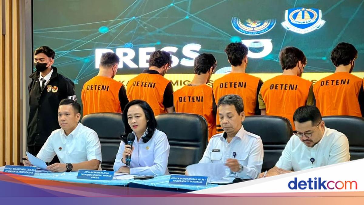 Imigrasi Tangerang Amankan 10 Orang WNA Diduga Investor Bodong