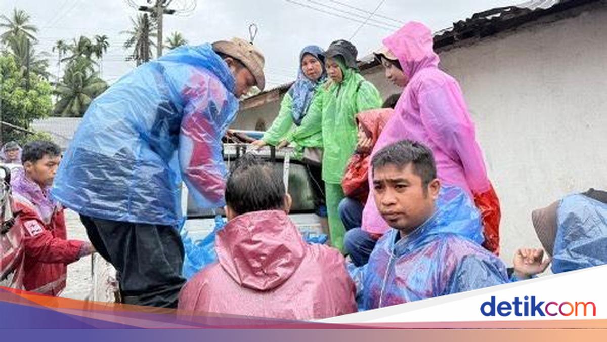 Kemensos Salurkan Bantuan Logistik-Bangun Dapur Umum di Sumatera-Aceh
