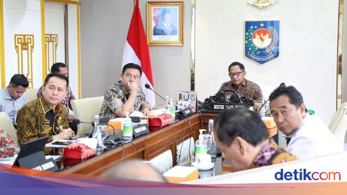 Mendagri Minta Pemda Segera Data Jembatan &amp; Akses Rusak Menuju Sekolah