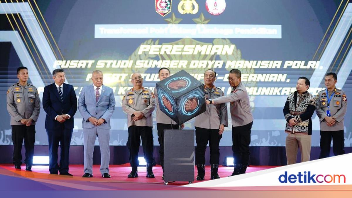 STIK Lemdiklat Polri Resmikan Tiga Pusat Studi Baru