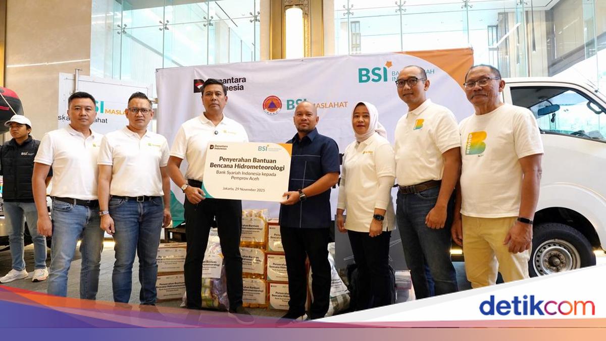 BSI Serahkan Bantuan Tanggap Darurat untuk Masyarakat Aceh di 17 Kabupaten