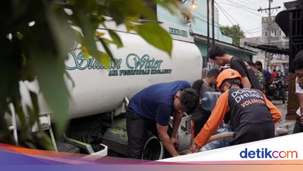 Dompet Dhuafa Bantu 10.000 Liter Air Bersih ke Warga Terdampak Banjir Medan