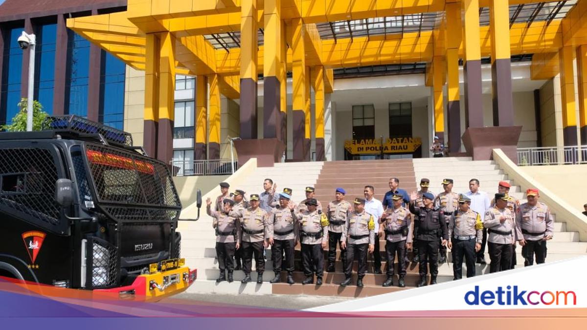 Polda Riau Kerahkan Drone hingga Starlink Bantu Evakuasi Bencana Sumbar