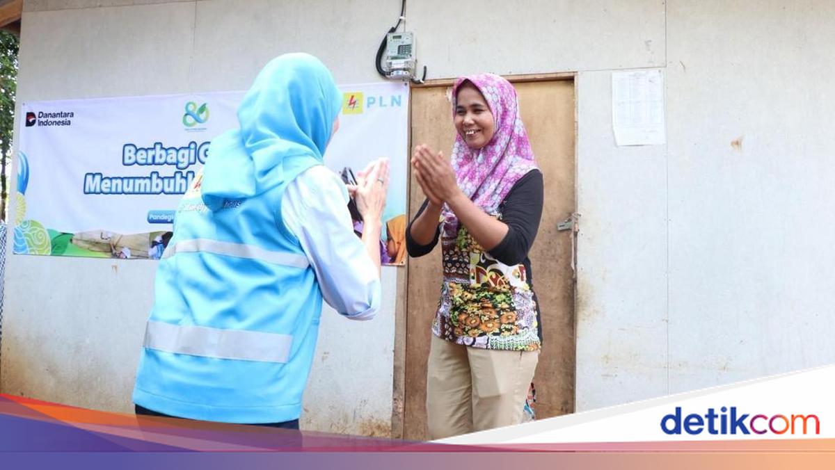 108 Warga Prasejahtera di Banten Terima Sambungan Listrik Gratis PLN
