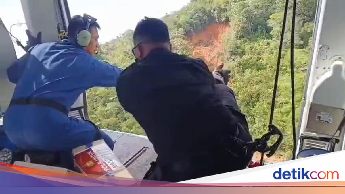 Polri Lanjut Kirim Bantuan Makanan-Selimut ke Tapanuli Sumut Via Heli