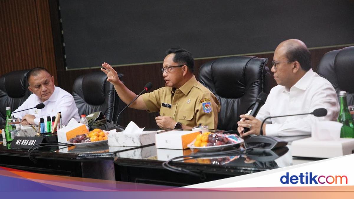 Mendagri Jelaskan Penyaluran Bantuan Pangan bagi Daerah Bencana