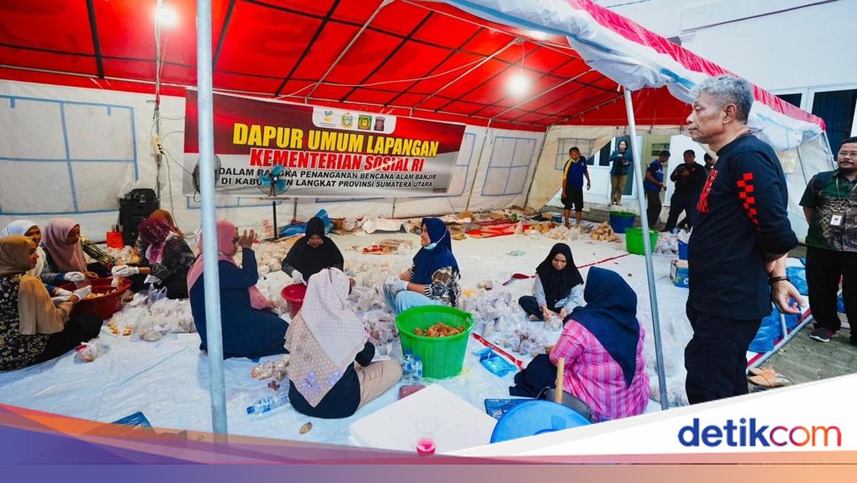 Wamensos Tinjau Dapur Umum-Salurkan Bantuan buat Korban Banjir di Langkat