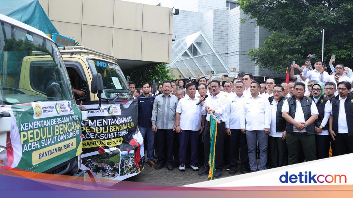 Mentan Amran Lepas 207 Truk Bantuan Bencana Banjir Sumatera