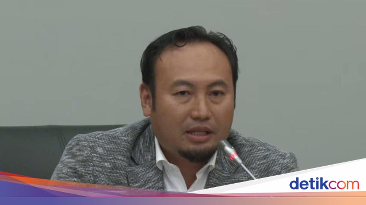 Di Depan Raja Juli, Anggota DPR Contohkan Menteri yang Mundur gegara Bencana