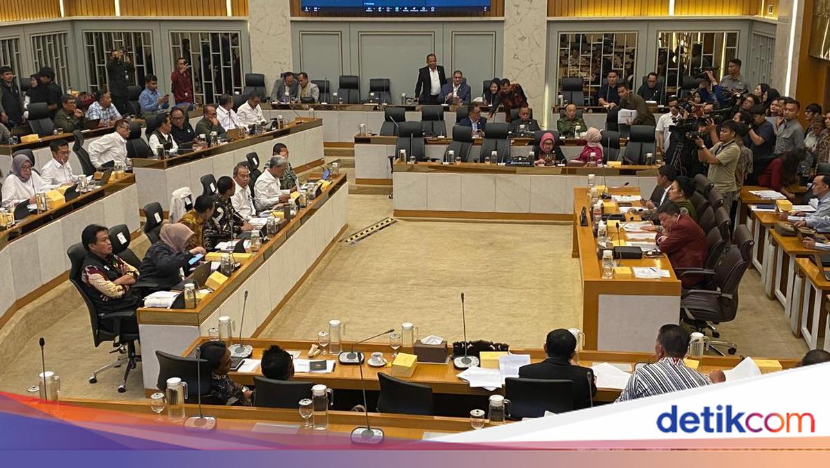 Anggota DPR Minta Raja Juli Mundur: Pak Menteri Nggak Paham Kehutanan