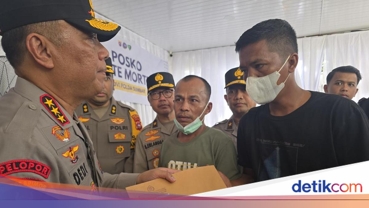 Wakapolri Temui Keluarga Korban Tewas Banjir Sumbar, Sampaikan Duka Cita